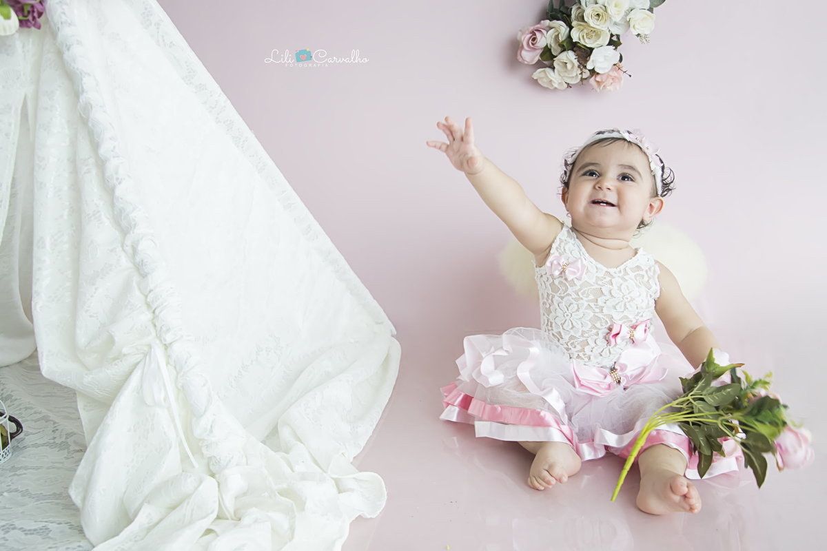 #smashthecake #fotocombolo #fotomenina #fotodelicada #fotocabana #cabanaderenda #rosinha #lilicarvalho #lilifotografia #melhorfotografademaringa #cenariodafotografa #newborn #gestante #gravida #recemnascido #bebe #mamadeira #chupeta #amamentacao 