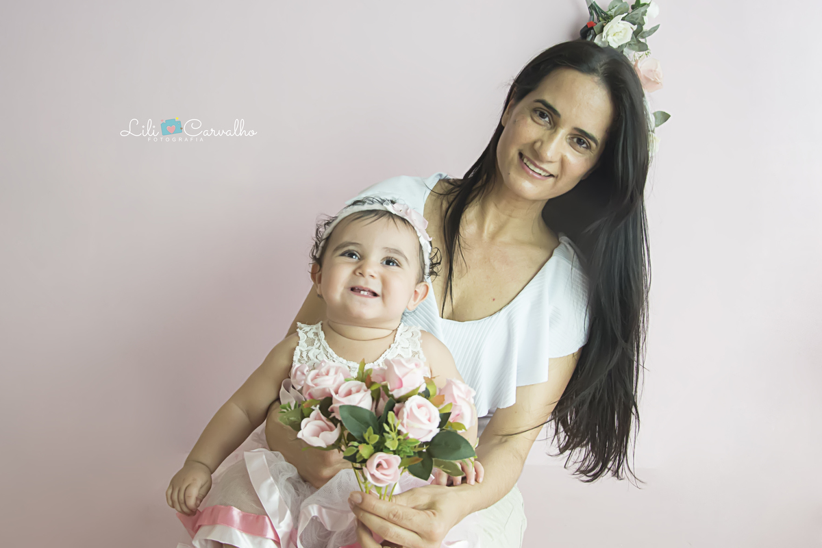 #smashthecake #fotocombolo #fotomenina #fotodelicada #fotocabana #cabanaderenda #rosinha #lilicarvalho #lilifotografia #melhorfotografademaringa #cenariodafotografa #newborn #gestante #gravida #recemnascido #bebe #mamadeira #chupeta #amamentacao 