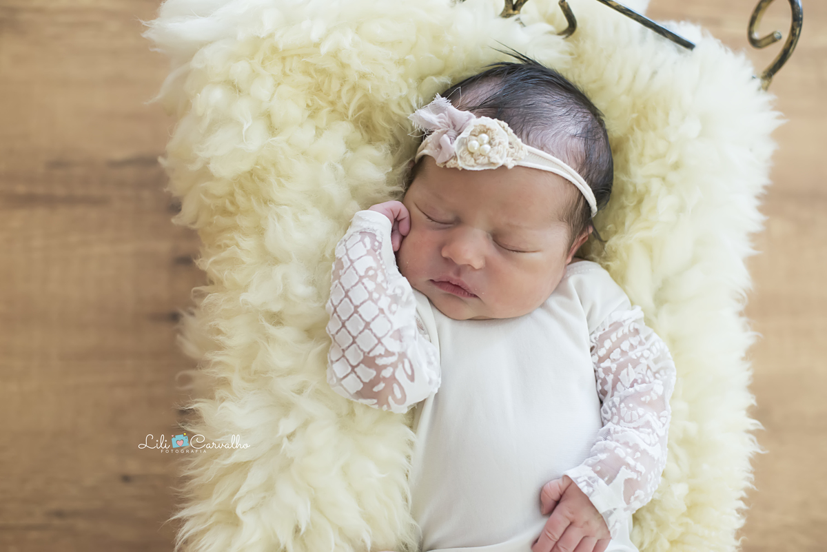 #newborn #newbornmaringa #lilicarvalho #liifotografia #melhorfotografademaringa #menina #babygirl #fotodebebemenina #balancoazul #especialistabebe #recemnascido #gestante #gravida #bokbebe #fotogestacao #acompanhamentobebe 