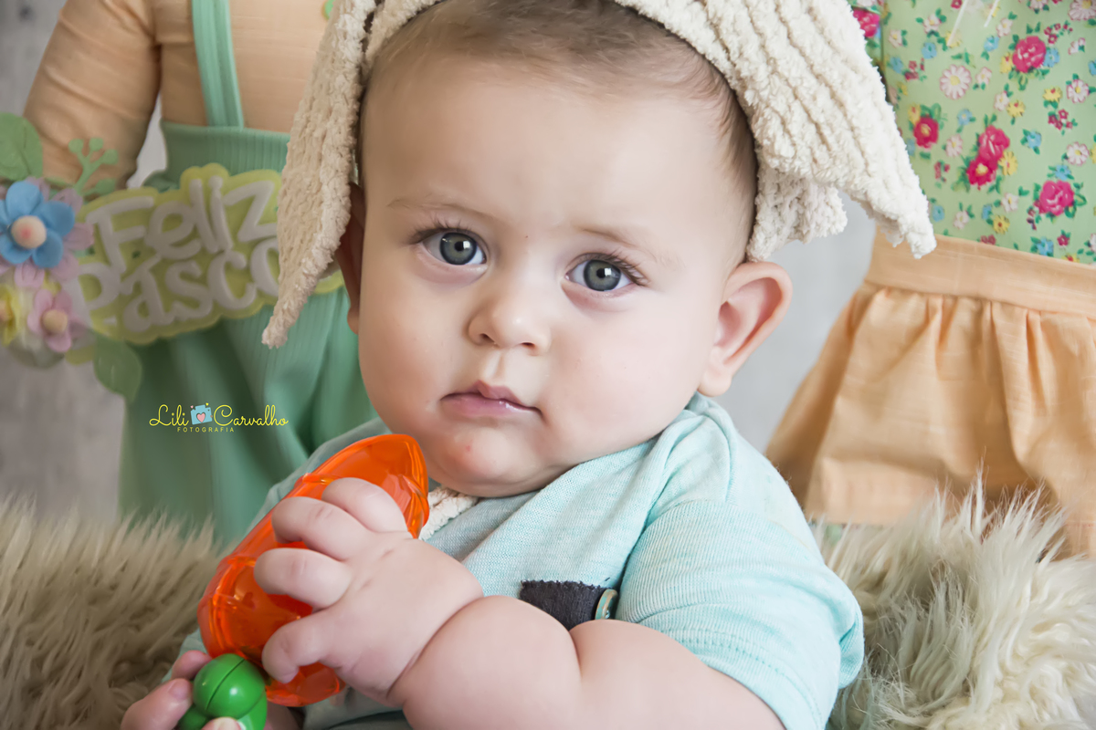#lilicarvalho #lilifotografia #ensaiogestante #fotodepascoa #coelhinho 3pascoamaringa #newborn #aocmpanhamentobebe #miniensaio #babyboy #melhorfotografademaringa 