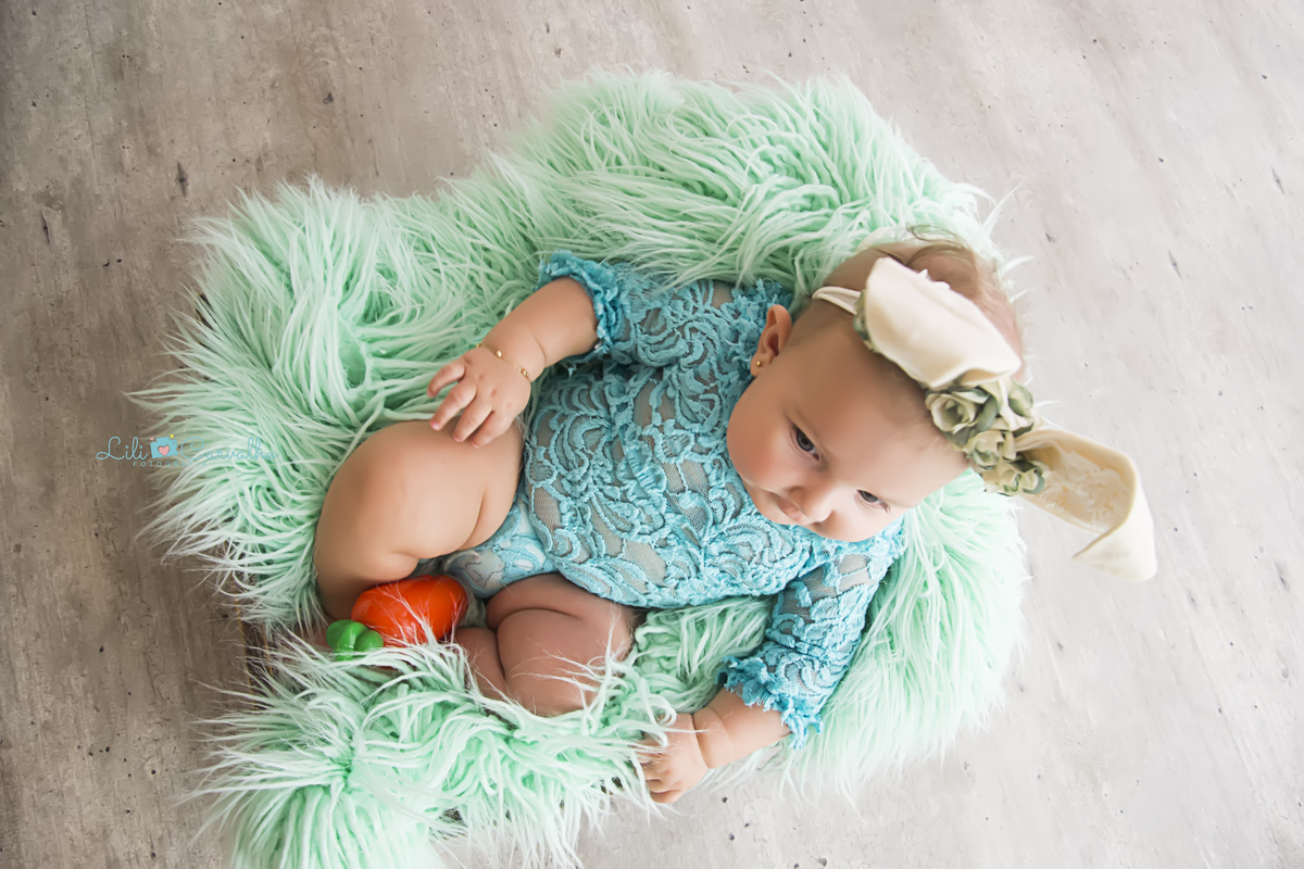 #lilicarvalho #lilifotografia #acompanhamentobebe #mesversario #bebe #gravida #recemnascido #melhorfotografademaringa 