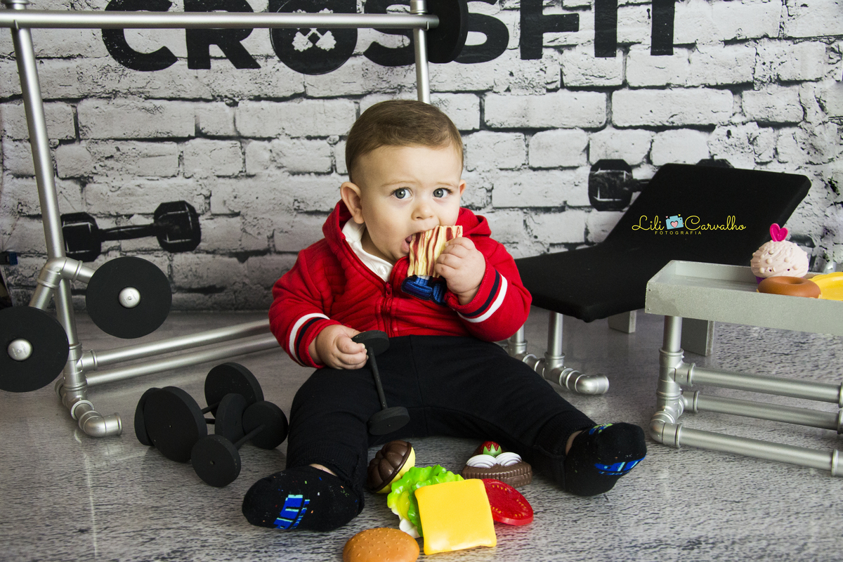 #crossfit #crossfitbaby #lilicarvalho #lilifotografia #academia #babyfitnes #melhorfotografa #newborn #gestante #gravida #bebe #smashthecake 