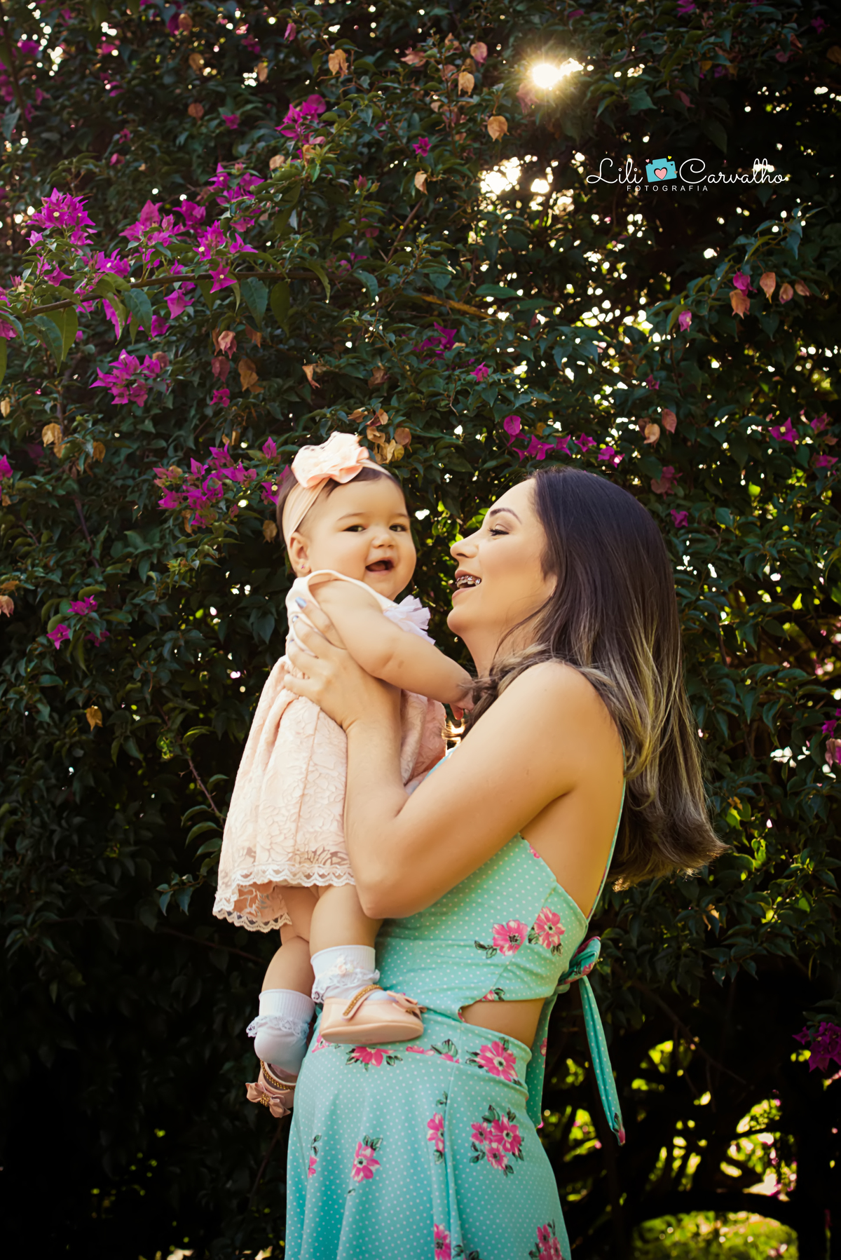 #lilicarvalho #ensaiodiadasmaes #acompanhamentoinfantil #lilifotografia #melhorfotografademaringa #newborn #gestante #gravida 