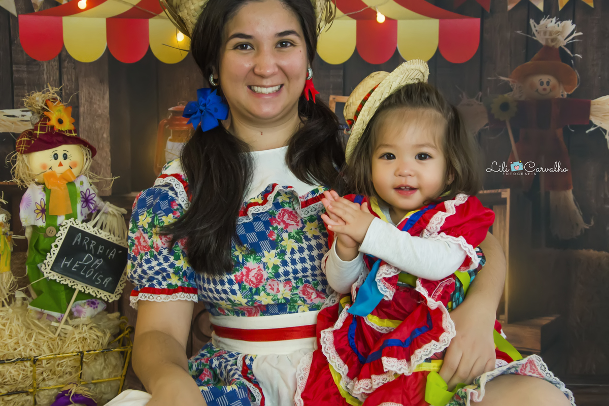 #lilicarvalho #lilifotografia #acompanhamentoinfantil #festajunina #ensaiojunino 