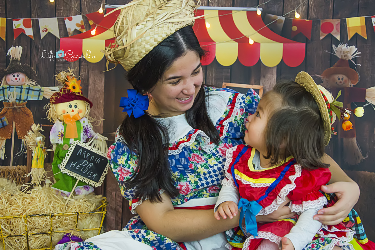 #lilicarvalho #lilifotografia #acompanhamentoinfantil #festajunina #ensaiojunino 