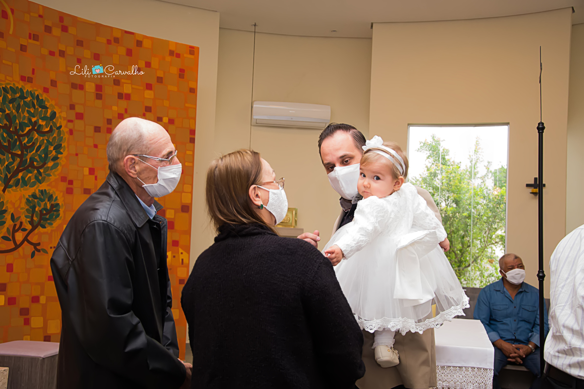 #lilicarvalho #batizado #lilifotografia #elena #igreja #smash #newborn #acompanhamentoinfantil #melhorfotografademaringa #fotobatizado 
