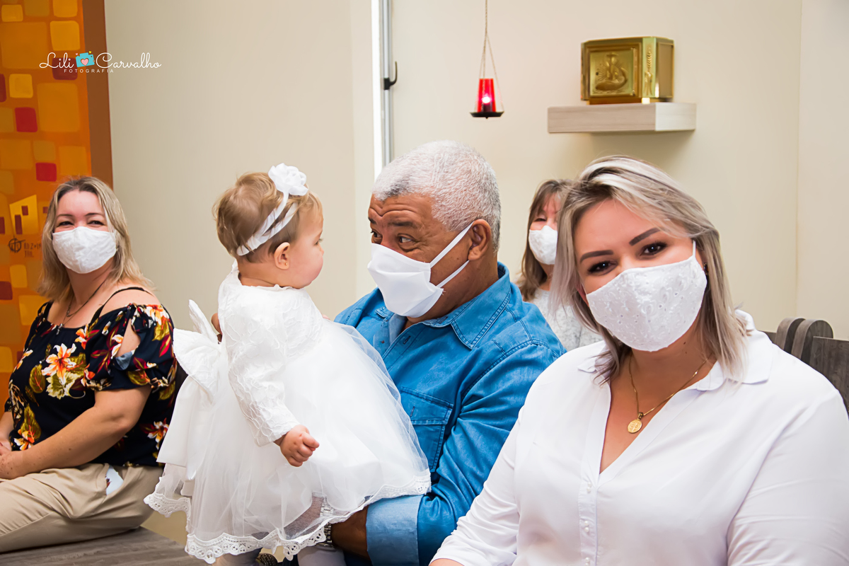 #lilicarvalho #batizado #lilifotografia #elena #igreja #smash #newborn #acompanhamentoinfantil #melhorfotografademaringa #fotobatizado 