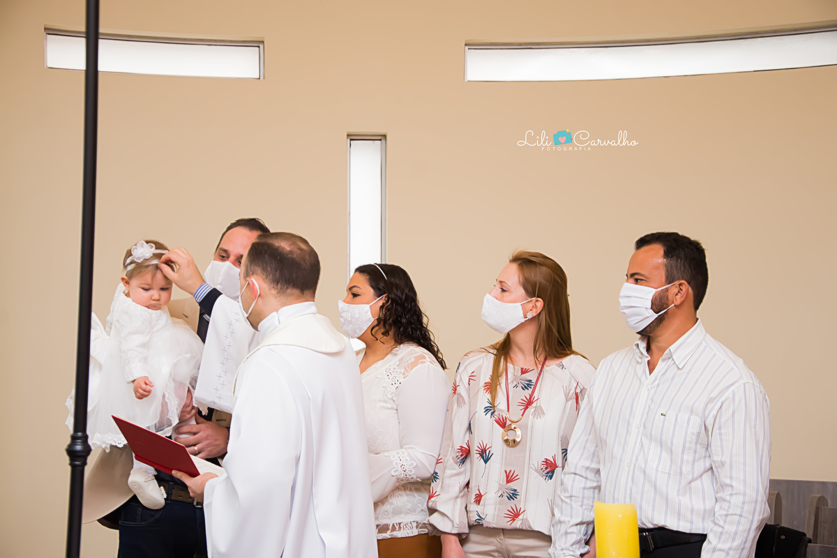#lilicarvalho #batizado #lilifotografia #elena #igreja #smash #newborn #acompanhamentoinfantil #melhorfotografademaringa #fotobatizado 