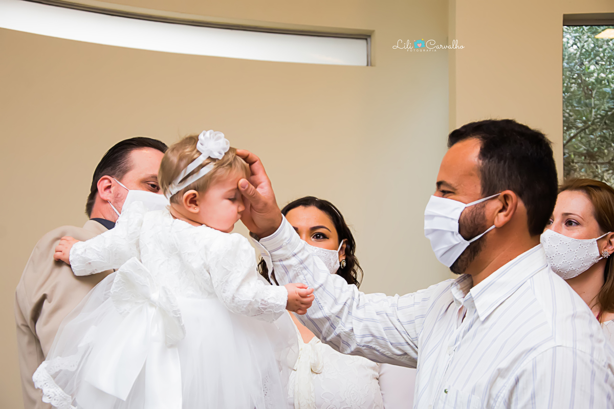 #lilicarvalho #batizado #lilifotografia #elena #igreja #smash #newborn #acompanhamentoinfantil #melhorfotografademaringa #fotobatizado 