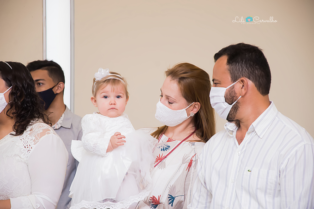 #lilicarvalho #batizado #lilifotografia #elena #igreja #smash #newborn #acompanhamentoinfantil #melhorfotografademaringa #fotobatizado 