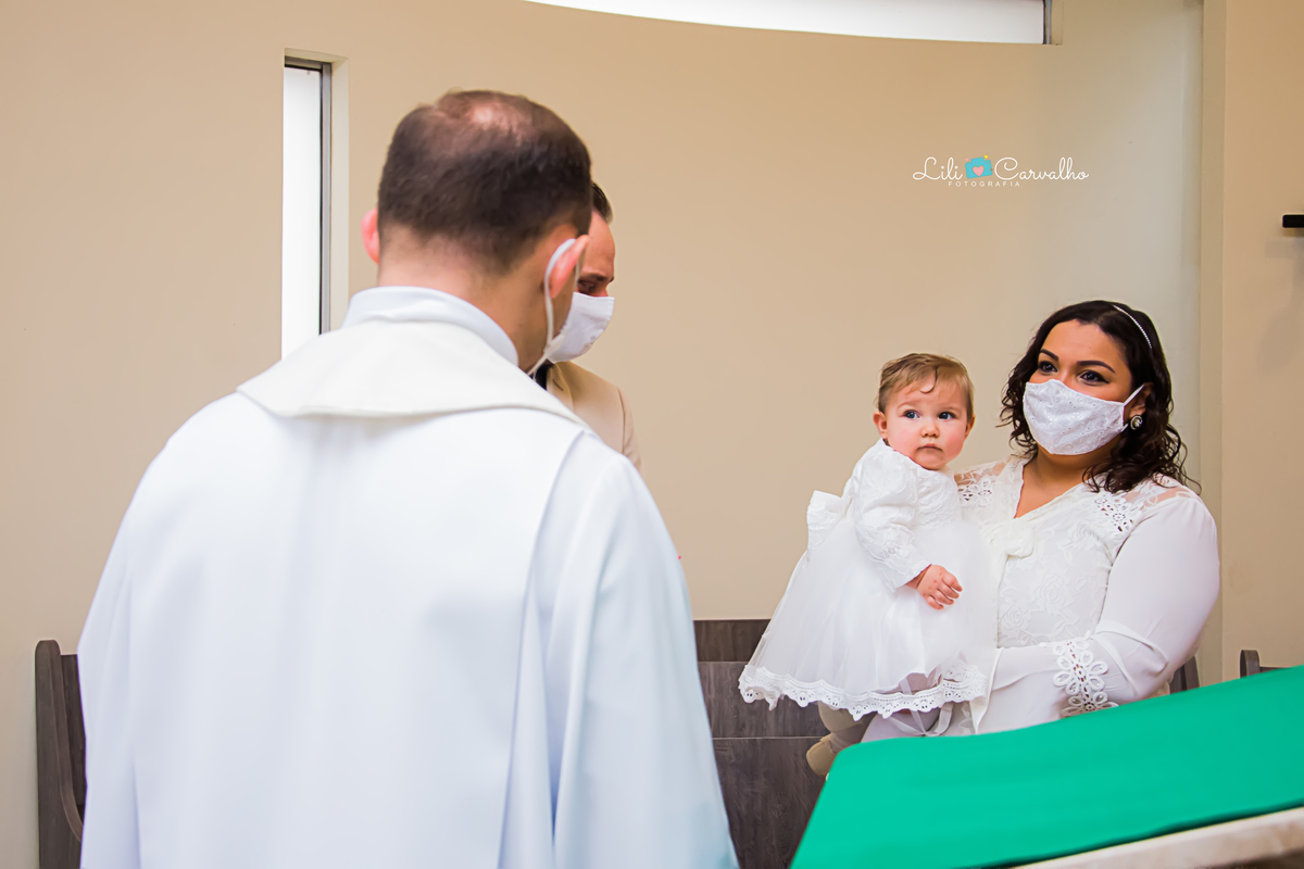 #lilicarvalho #batizado #lilifotografia #elena #igreja #smash #newborn #acompanhamentoinfantil #melhorfotografademaringa #fotobatizado 
