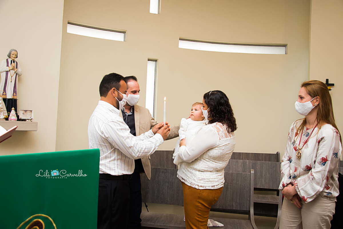 #lilicarvalho #batizado #lilifotografia #elena #igreja #smash #newborn #acompanhamentoinfantil #melhorfotografademaringa #fotobatizado 