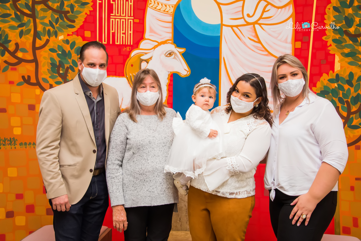 #lilicarvalho #batizado #lilifotografia #elena #igreja #smash #newborn #acompanhamentoinfantil #melhorfotografademaringa #fotobatizado 
