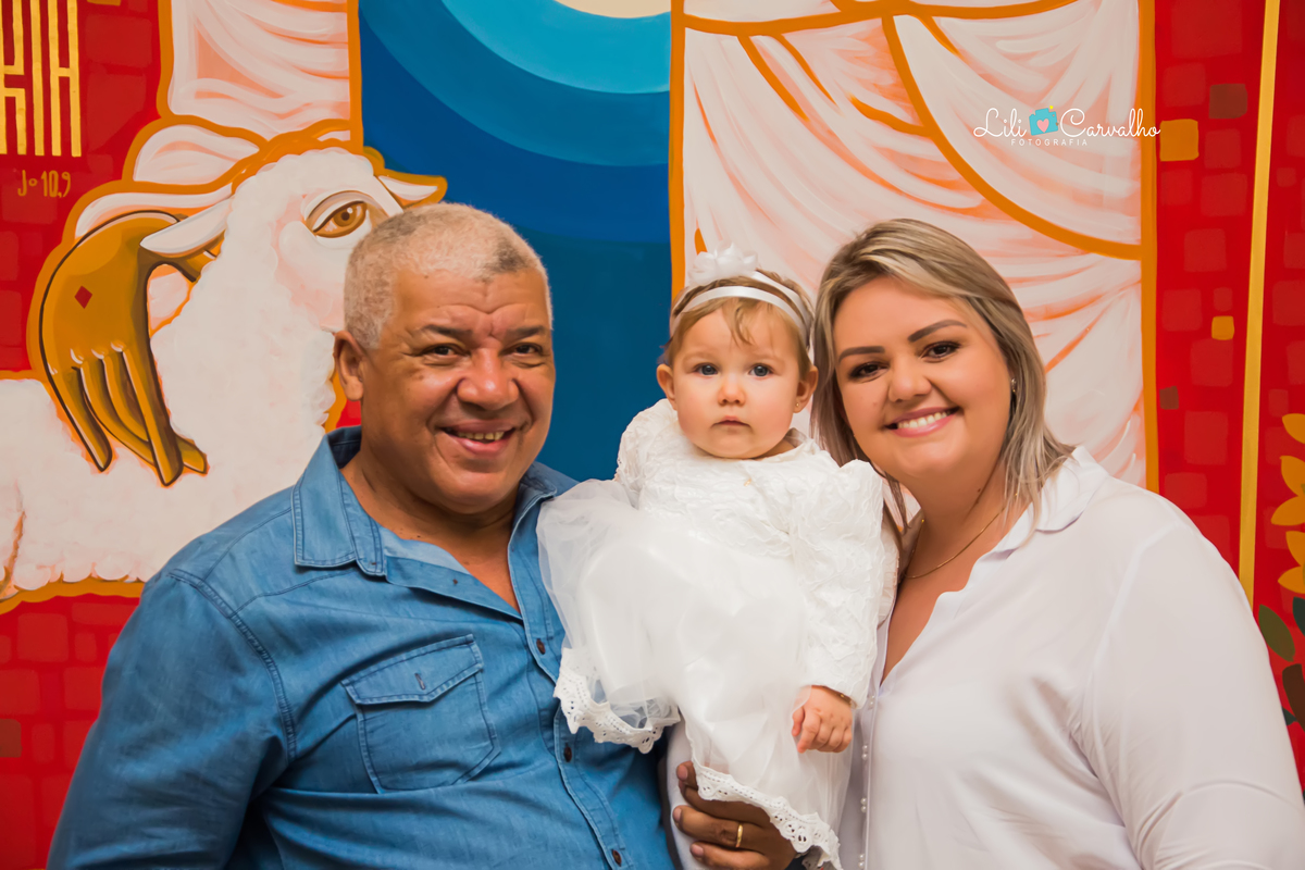 #lilicarvalho #batizado #lilifotografia #elena #igreja #smash #newborn #acompanhamentoinfantil #melhorfotografademaringa #fotobatizado 
