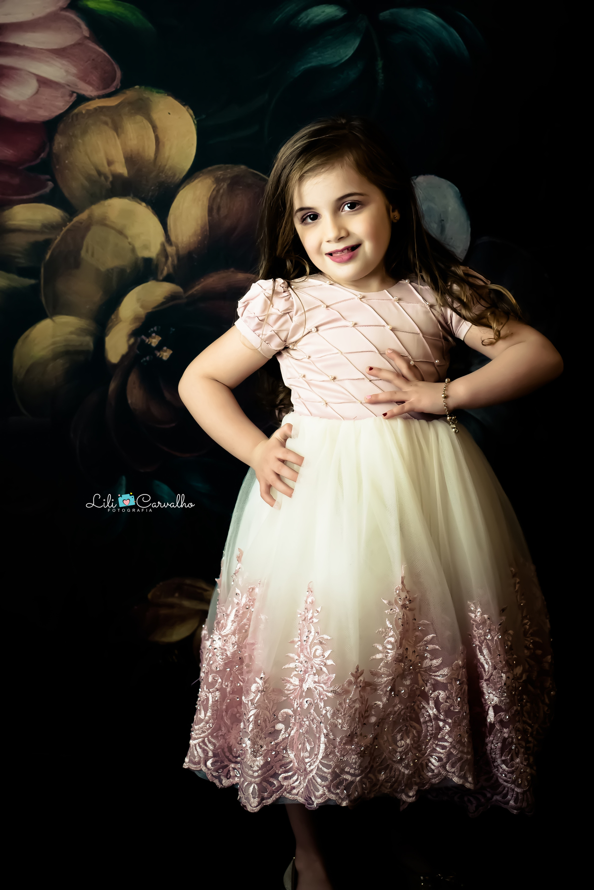 fotografia infantil realizada no estudio em Maringá maravilhosa 