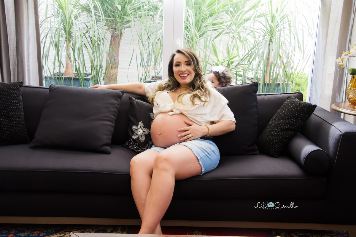 ensaio fotografico na casa da cliente em Maringá mae linda 