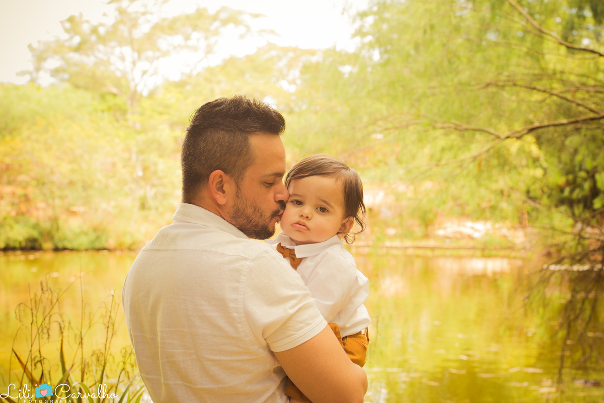 fotografia de familia no Eden Garden em Maringá  com papai 