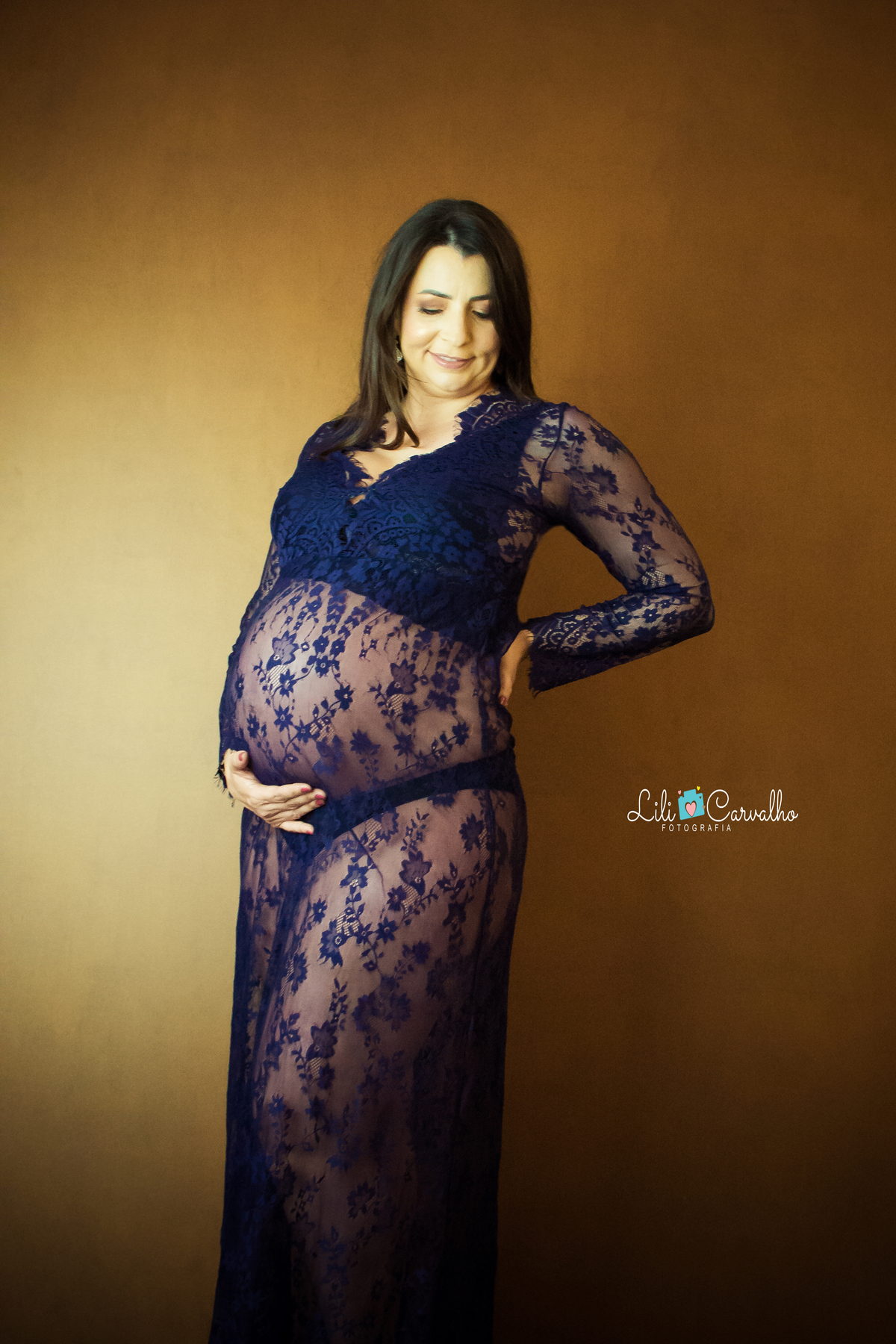 fotografia gestante no parque do Ingá, Maringá renda azul 