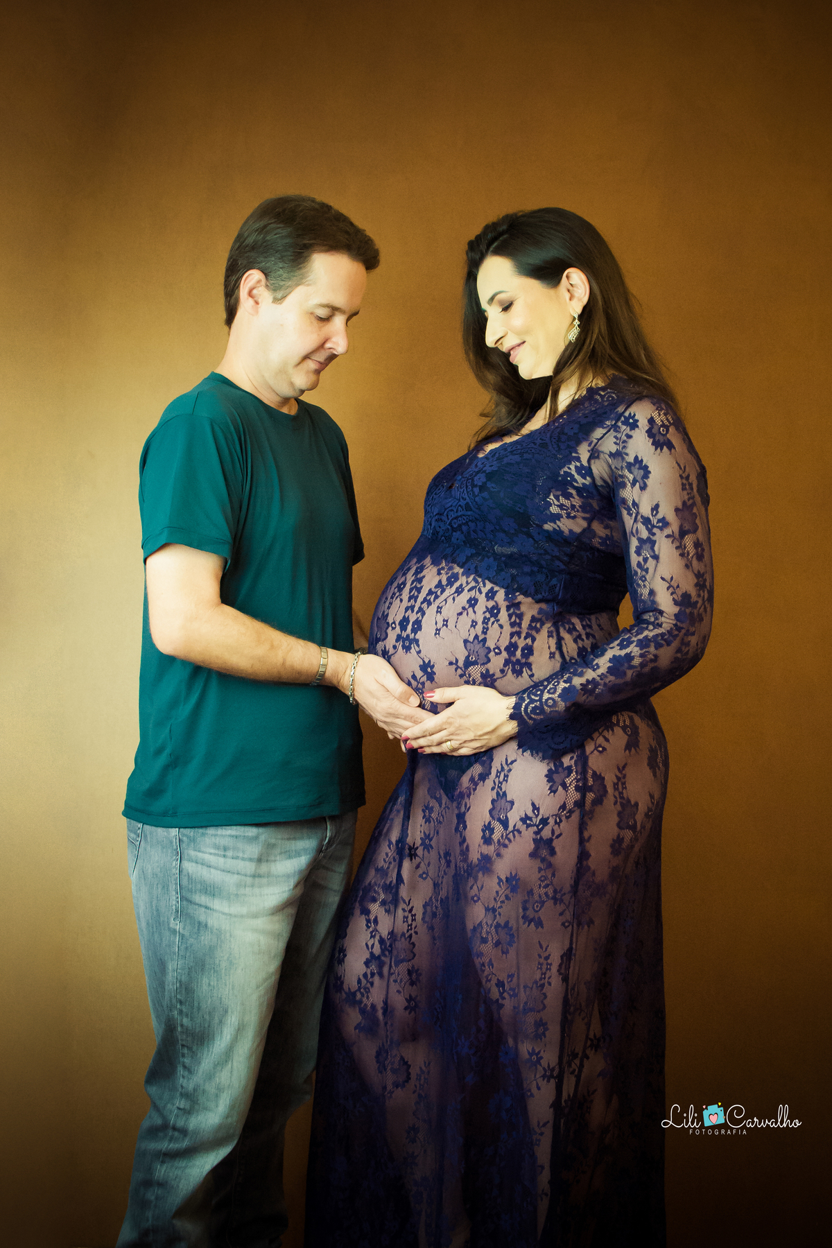 fotografia gestante no parque do Ingá, Maringá camiseta verde