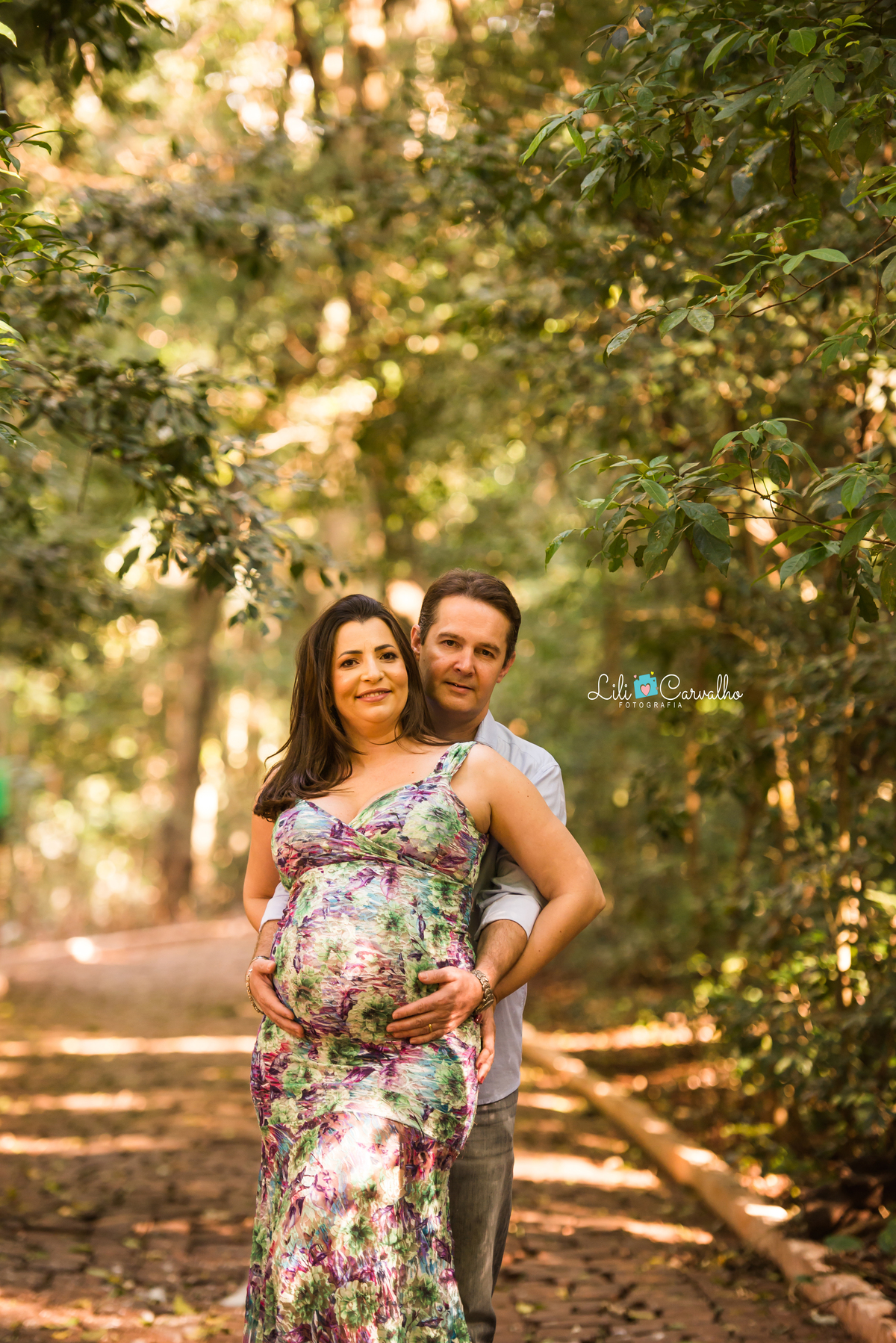 fotografia gestante no parque do Ingá, Maringá de perto