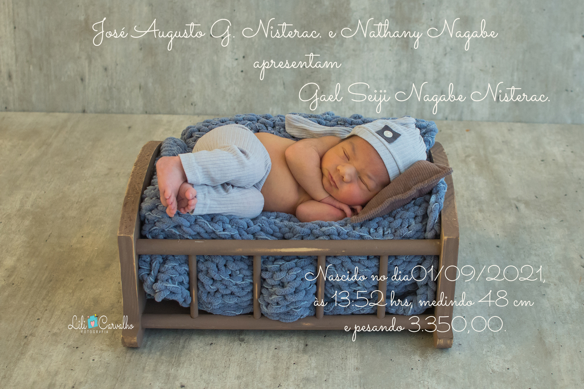 foto de bebê newborn feita no estudio fotografico em Maringá