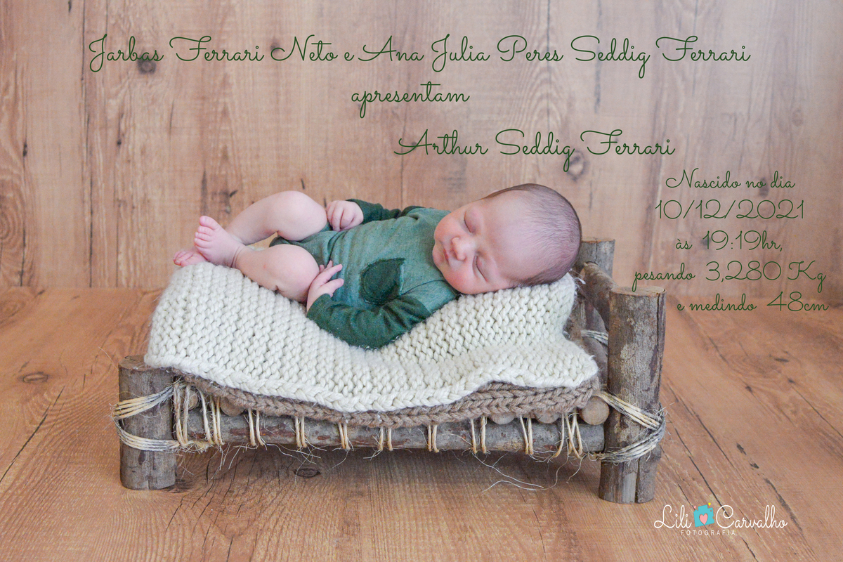 fotografia newborn no estudio no cidade Maringa verde