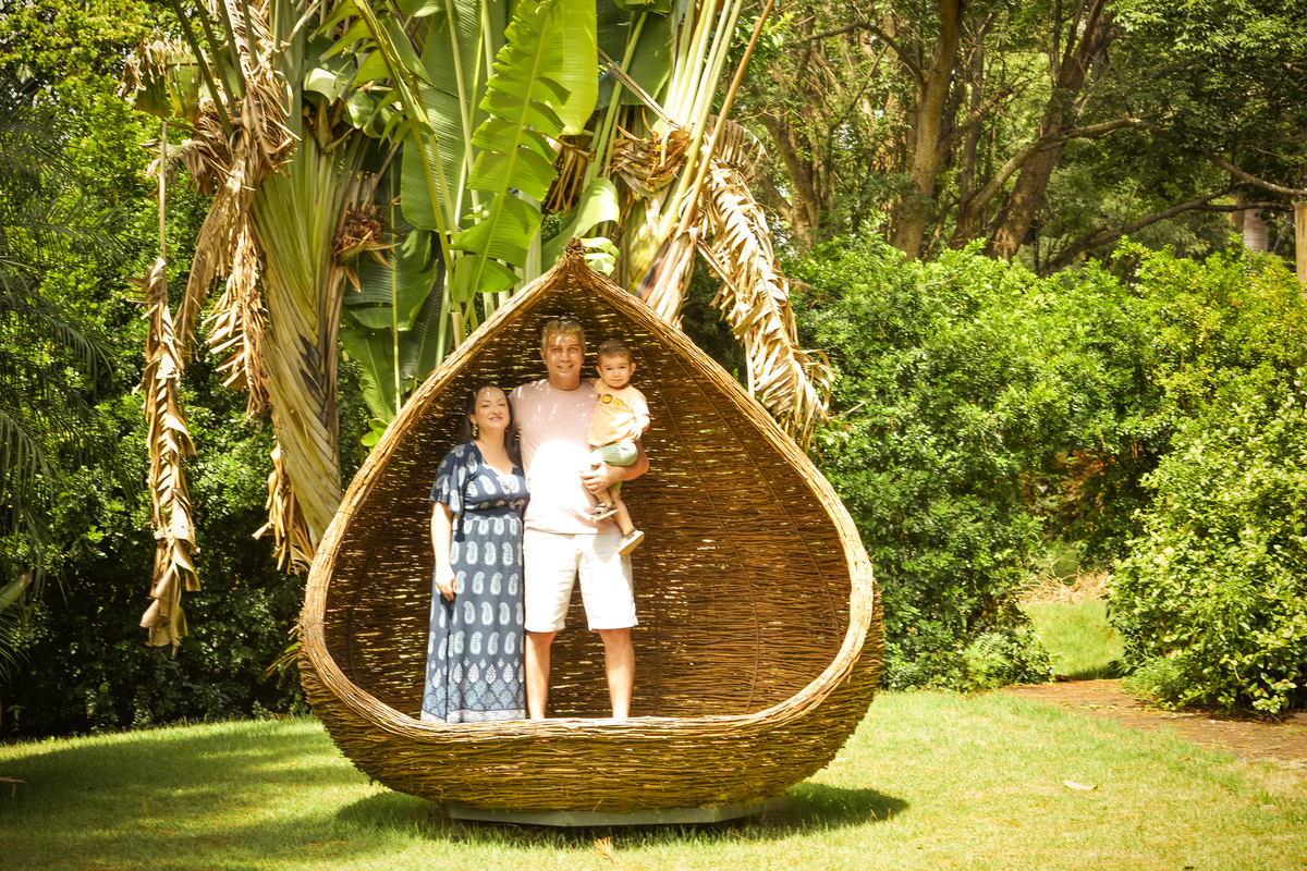 fotografia de familia no Eden Garden em Maringá  em pé