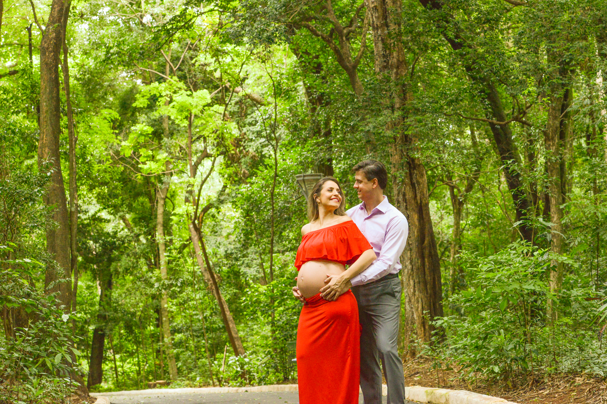 ensaio fotografico de gestante  em Maringá,  lateral 