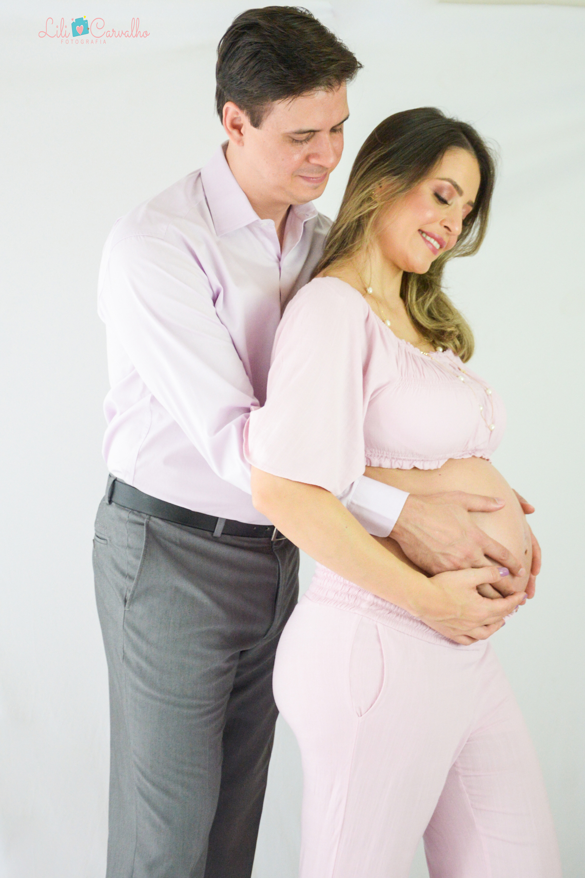 ensaio fotografico de gestante  em Maringá,  delicada 