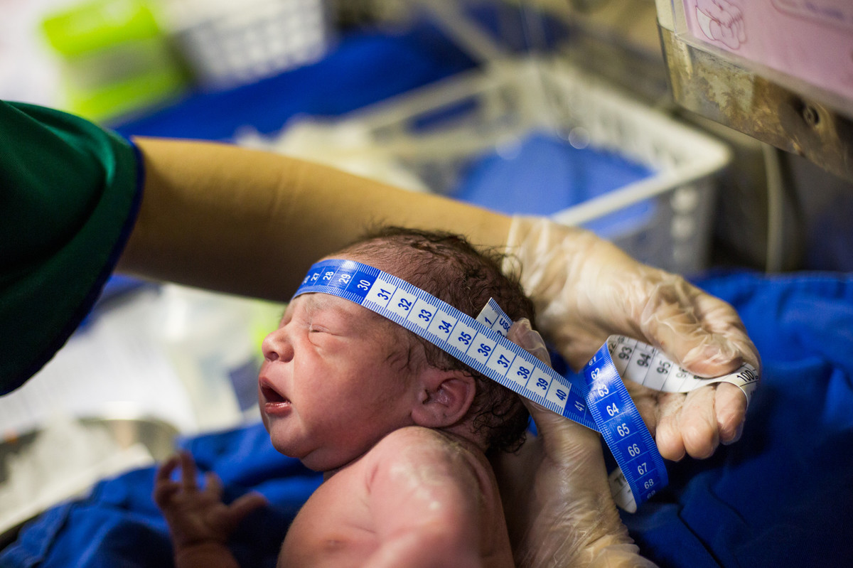 parto - fotos de parto - fotógrafa de parto - nascimento - Ana Mokarzel - Ana Mokarzel Fotografia - Belém - Pará