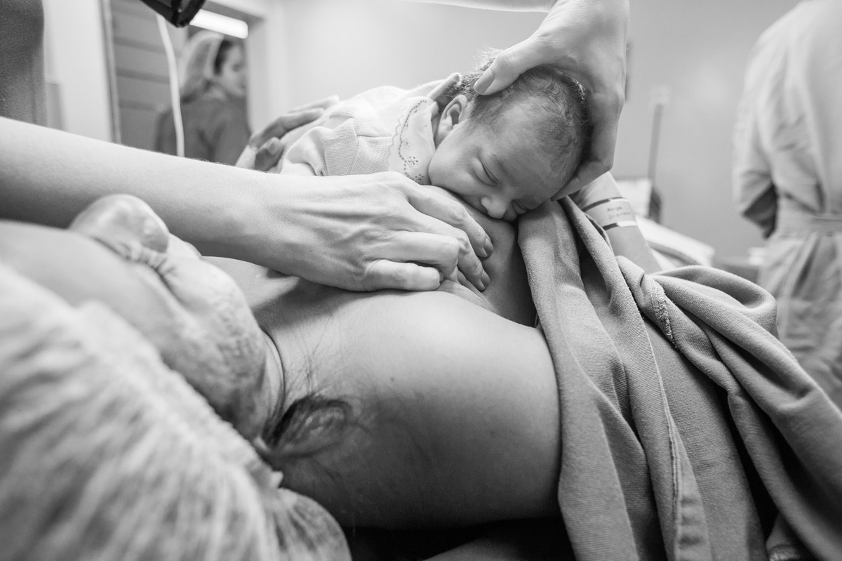 parto - fotos de parto - fotógrafa de parto - nascimento - Ana Mokarzel - Ana Mokarzel Fotografia - Belém - Pará