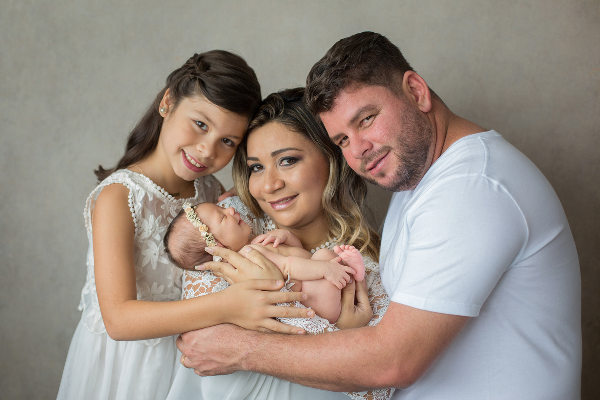 book newborn - ensaio newborn - Ana Mokarzel - Ana Mokarzel Fotografia - newborn menina - Belém - Pará - Brasil - fotógrafa de newborn - fotógrafa de família