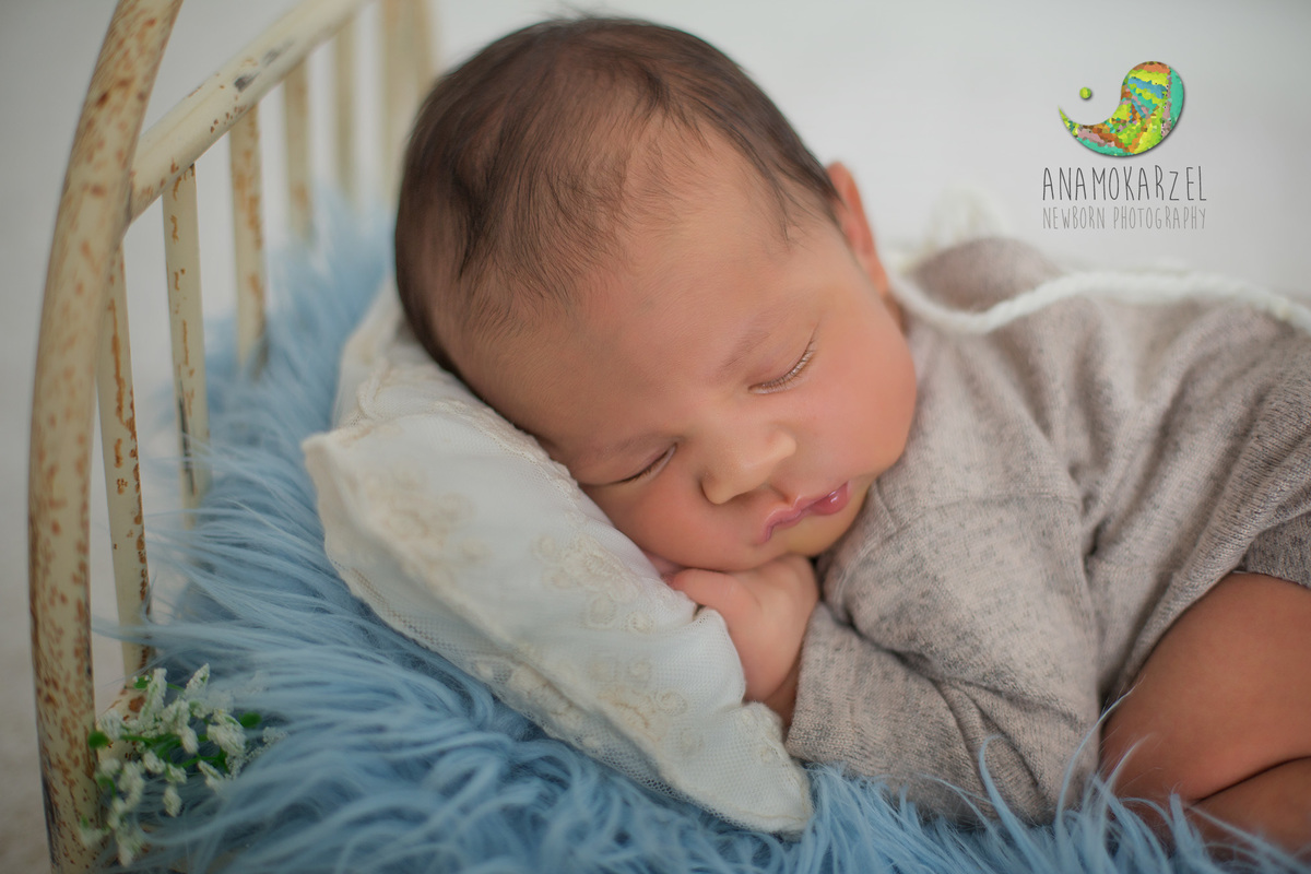 book newborn - ensaio newborn - Ana Mokarzel - Ana Mokarzel Fotografia - newborn menina - Belém - Pará - Brasil - fotógrafa de newborn - fotógrafa de família