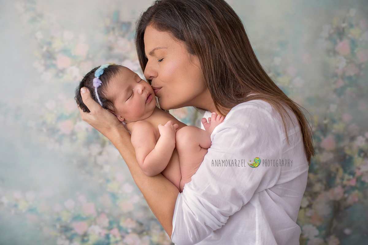 book newborn - ensaio newborn - Ana Mokarzel - Ana Mokarzel Fotografia - newborn menina - Belém - Pará - Brasil - fotógrafa de newborn - fotógrafa de família