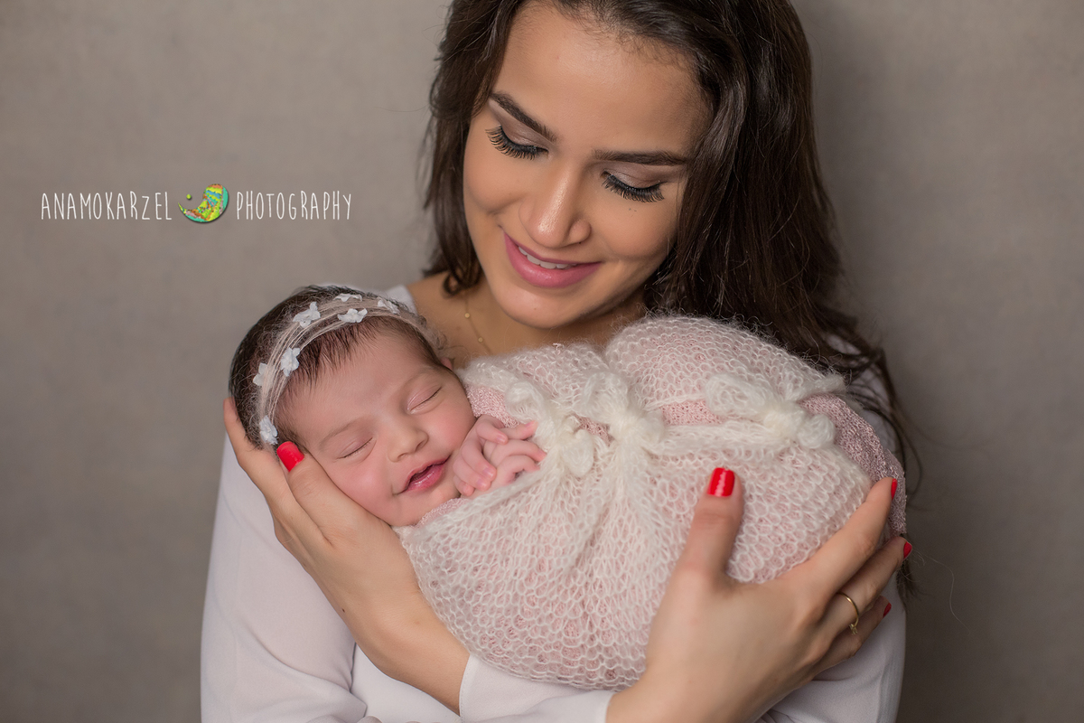 book newborn - ensaio newborn - Ana Mokarzel - Ana Mokarzel Fotografia - newborn menina - Belém - Pará - Brasil - fotógrafa de newborn - fotógrafa de família