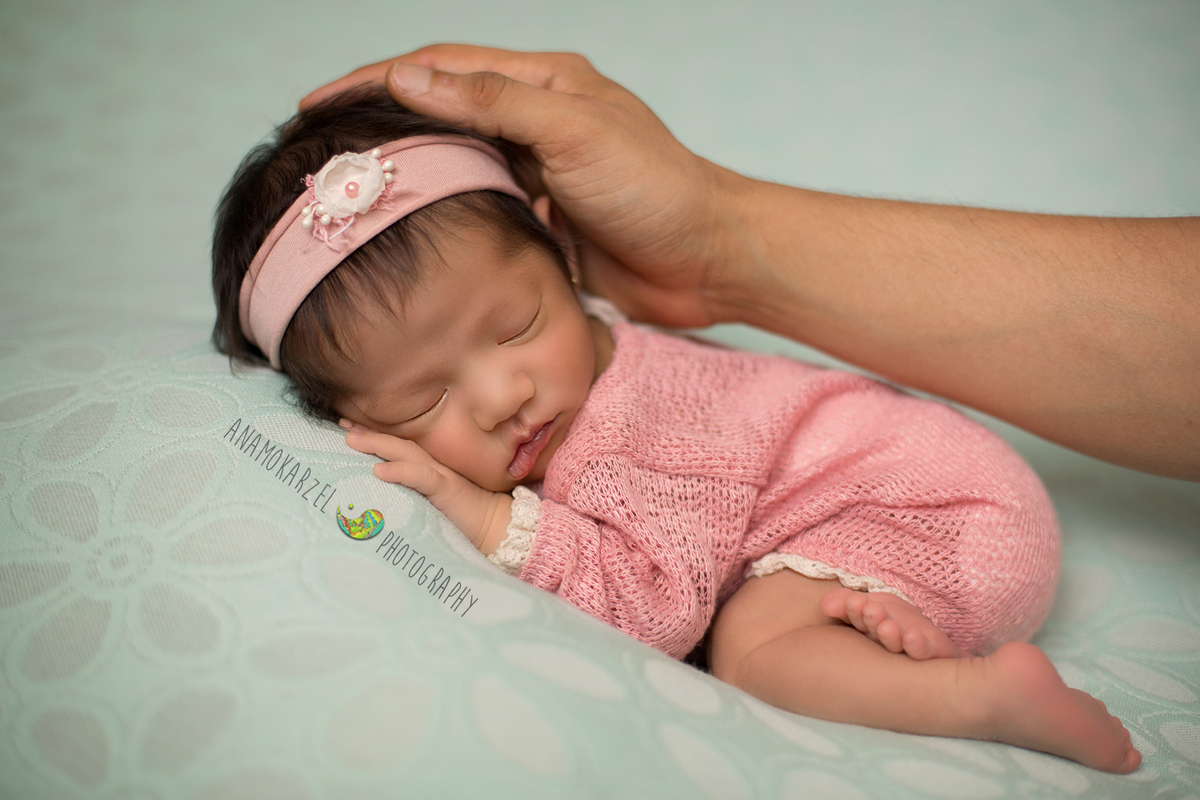 book newborn - ensaio newborn - Ana Mokarzel - Ana Mokarzel Fotografia - newborn menina - Belém - Pará - Brasil - fotógrafa de newborn - fotógrafa de família