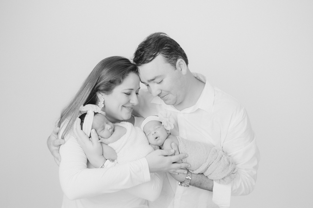 gêmeas - newborn - recém nascida - recém nascido - bebê - anamokarzel - Ana Mokarzel - book newborn - newborn Belém - newbornbelem - fotografo de newborn - Fotografo Belém - fotografo de família