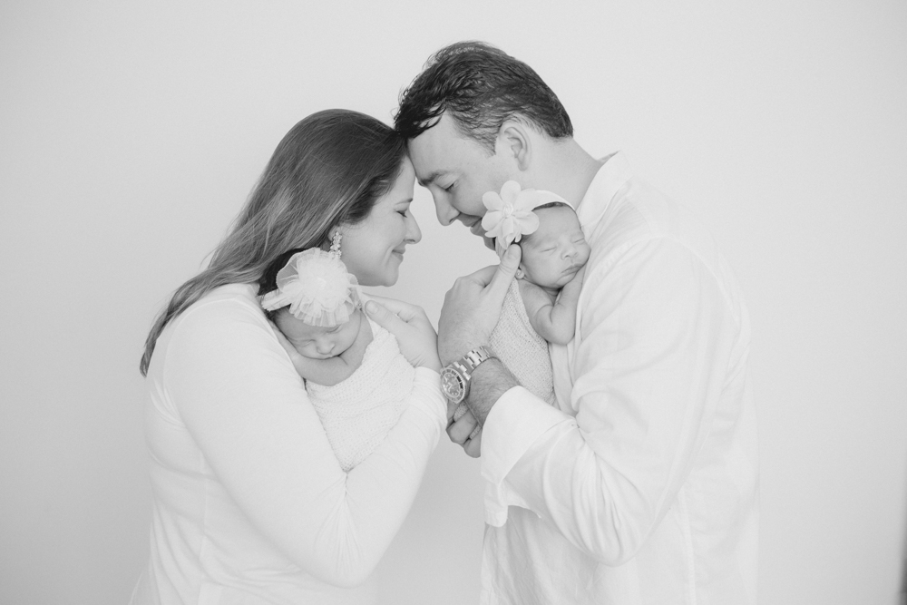 gêmeas - newborn - recém nascida - recém nascido - bebê - anamokarzel - Ana Mokarzel - book newborn - newborn Belém - newbornbelem - fotografo de newborn - Fotografo Belém - fotografo de família