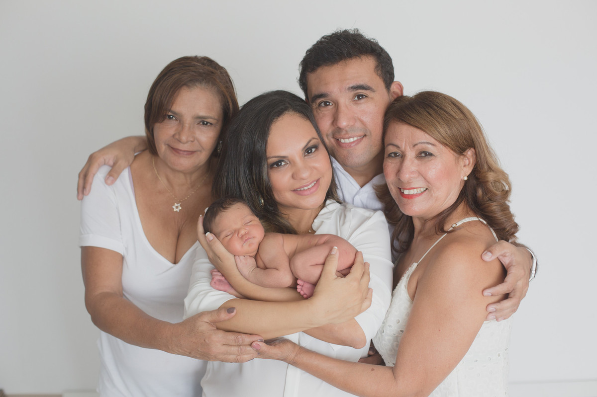 Ana Mokarzel - book newborn - ensaio newborn - ensaio de recém nascido - recém nascido - família - Belém - Pará - livros