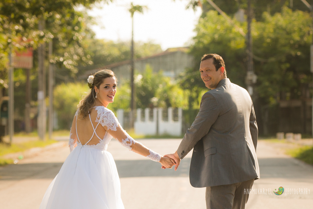 praia - Ana Mokarzel - ensaio de casal - book de casal - trash the dress - fotografa de família - book de família - Brenda - Toninho - Mosqueiro - Pará - noivos