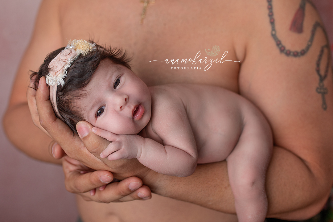 book newborn - ensaio newborn - Ana Mokarzel - Ana Mokarzel Fotografia - newborn menina - Belém - Pará - Brasil - fotógrafa de newborn - fotógrafa de família