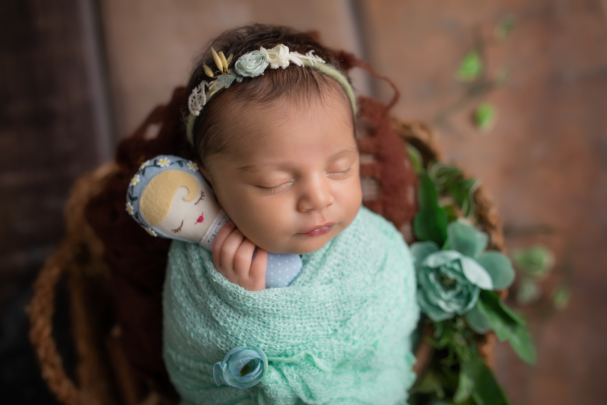 book newborn - ensaio newborn - Ana Mokarzel - Ana Mokarzel Fotografia - newborn menina - Belém - Pará - Brasil - fotógrafa de newborn - fotógrafa de família