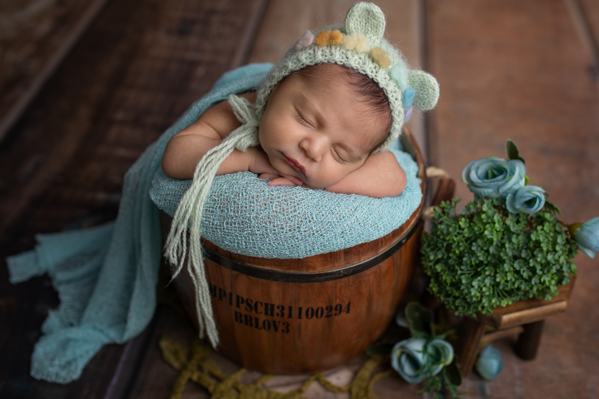 book newborn - ensaio newborn - Ana Mokarzel - Ana Mokarzel Fotografia - newborn menina - Belém - Pará - Brasil - fotógrafa de newborn - fotógrafa de família
