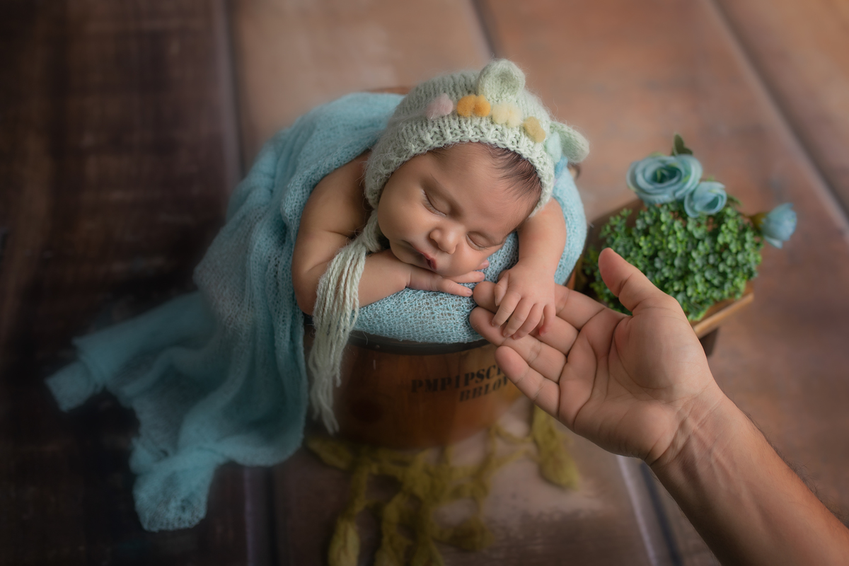 book newborn - ensaio newborn - Ana Mokarzel - Ana Mokarzel Fotografia - newborn menina - Belém - Pará - Brasil - fotógrafa de newborn - fotógrafa de família