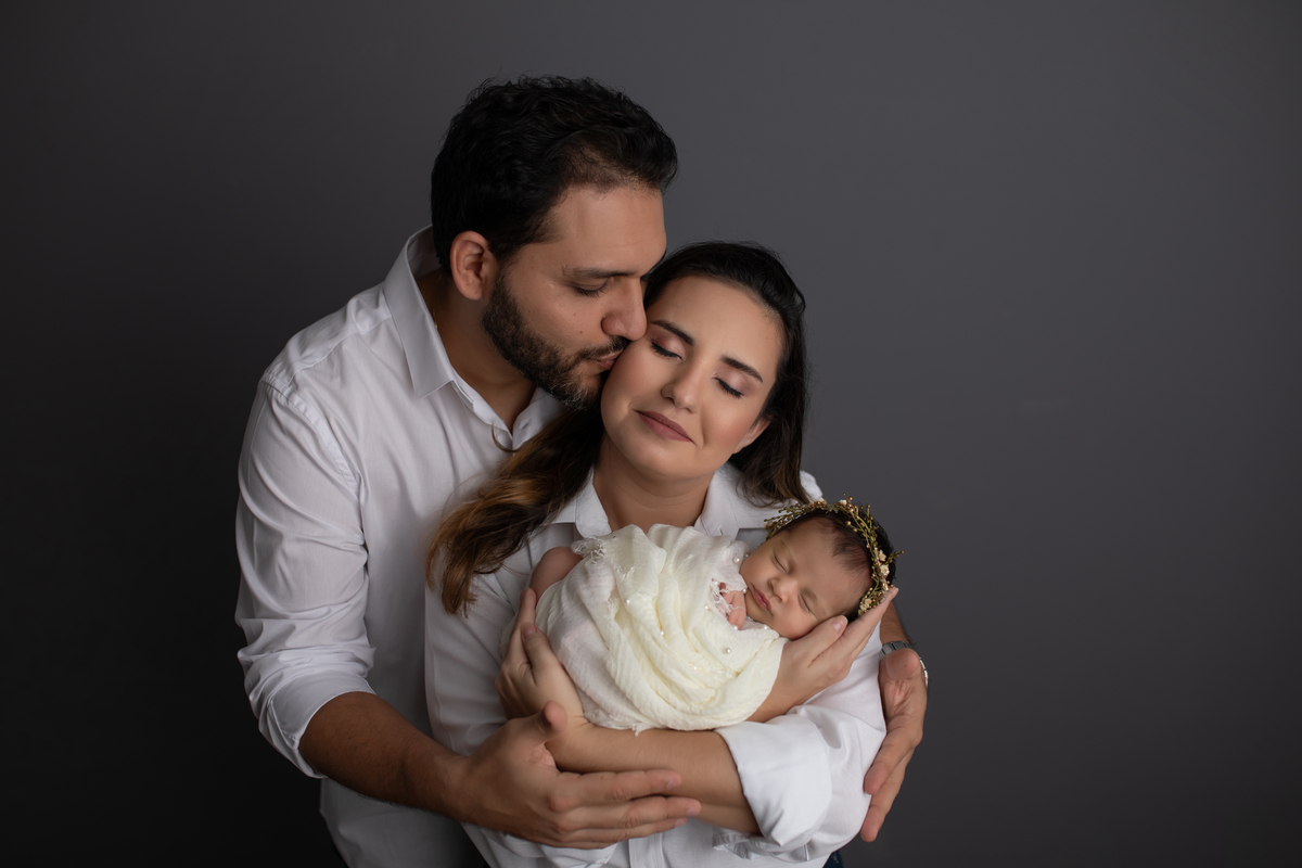 book newborn - ensaio newborn - Ana Mokarzel - Ana Mokarzel Fotografia - newborn menina - Belém - Pará - Brasil - fotógrafa de newborn - fotógrafa de família