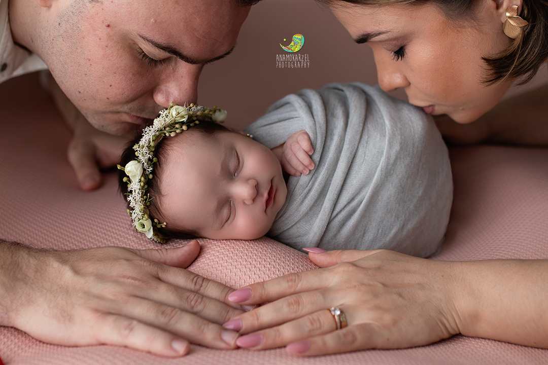 book newborn - ensaio newborn - Ana Mokarzel - Ana Mokarzel Fotografia - newborn menina - Belém - Pará - Brasil - fotógrafa de newborn - fotógrafa de família