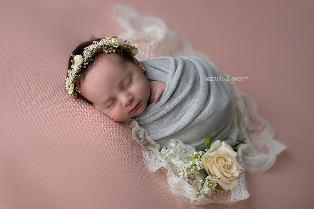 book newborn - ensaio newborn - Ana Mokarzel - Ana Mokarzel Fotografia - newborn menina - Belém - Pará - Brasil - fotógrafa de newborn - fotógrafa de família