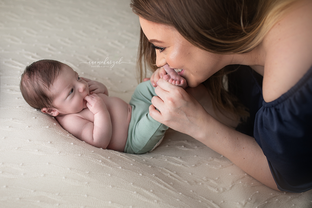 Ana Mokarzel Fotografia - newborn - recém nascido - Belém - Pará - fotógrafa de família - fotógrafa -  newborn - fotógrafa infantil - ensaio de família - família - fotógrafos de Belém - Ana Mokarzel - ensaio newborn - book newborn