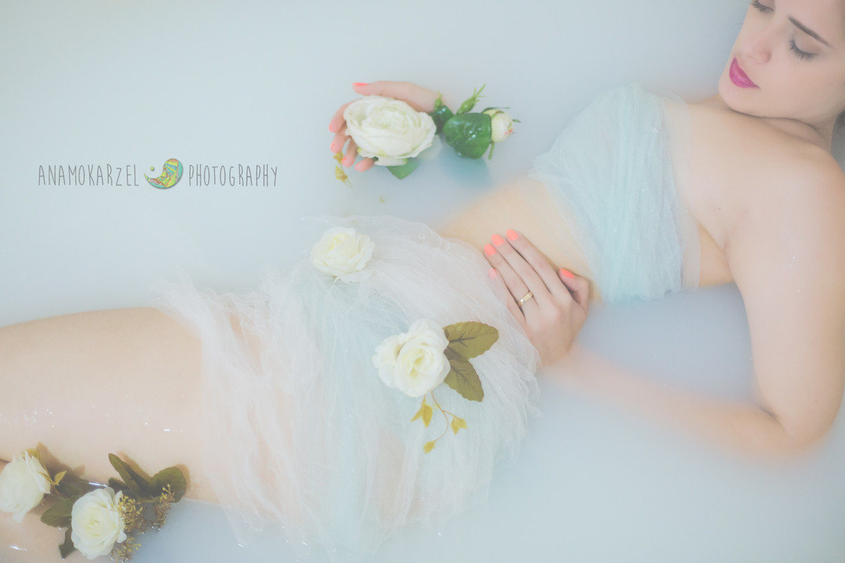 Book feminino, book individual, book adulto, book banheira, anamokarzelfotografia, Ana Mokarzel - Belém - Pará - ensaio fotográfico