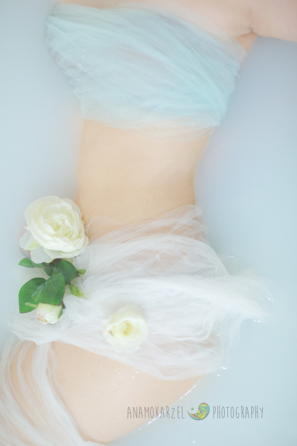 Book feminino, book individual, book adulto, book banheira, anamokarzelfotografia, Ana Mokarzel - Belém - Pará - ensaio fotográfico